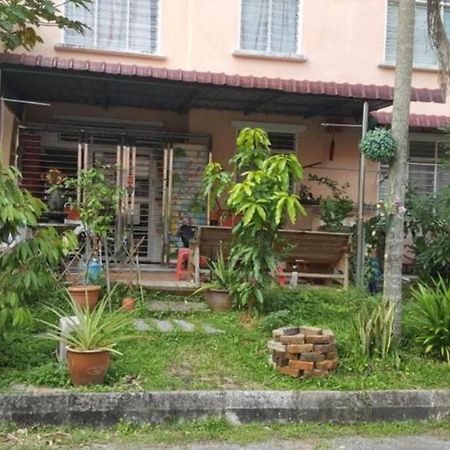 Genting Bukit Tinggi Homestay Esterno foto