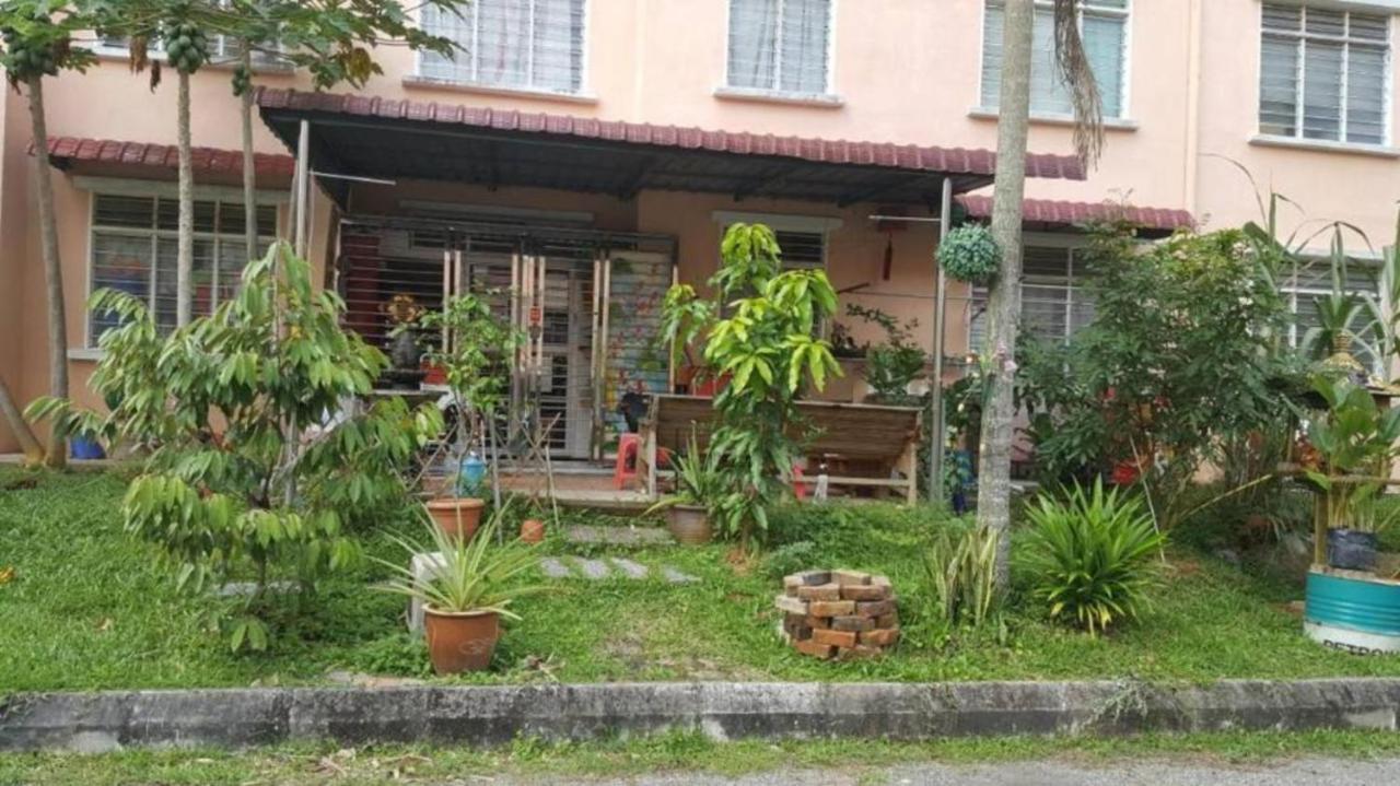 Genting Bukit Tinggi Homestay Esterno foto